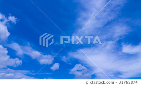 六月的天空和雲彩(16:9) 六月的天空和雲彩(16:9) 31765874