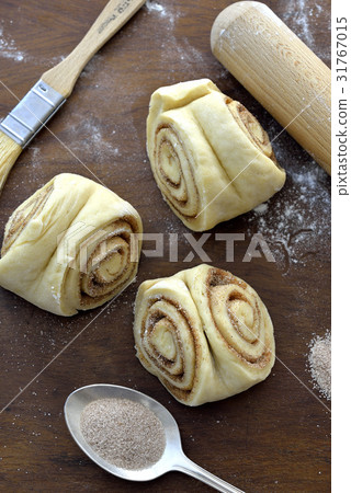 Bread making / cinnamon roll fabric 31767015