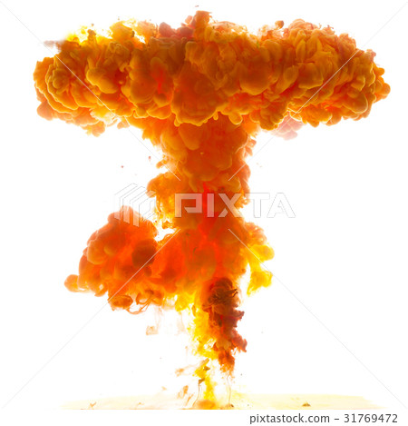 Flow of paint underwater Flow of paint underwater 31769472