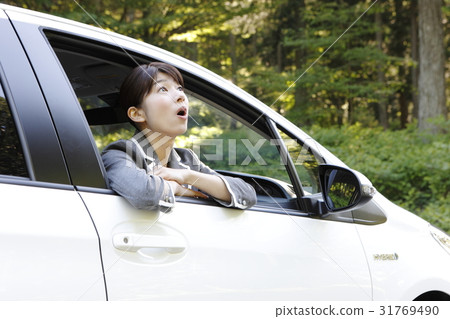 Female driver image Female driver image 31769490