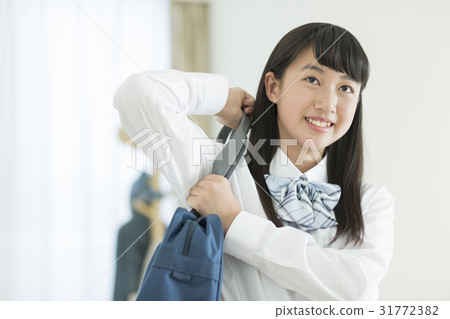 Female student 31772382