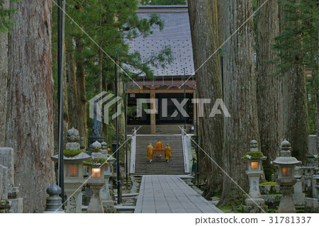 [高野山奧人院（生活中）]和歌山縣伊東郡高野町高野山 31781337