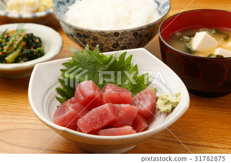 設置金槍魚燉菜 設置金槍魚燉菜 31782875