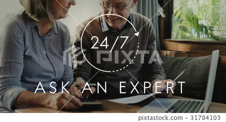 24/7 Help desk customer service overlay 31784103