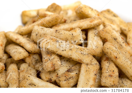 Deep fried peanuts Deep fried peanuts 31784178