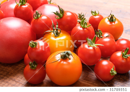 Tomato   31789351