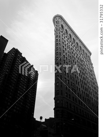 Flatiron Building in New York City Flatiron Building in New York City 31795332