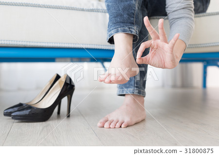 woman athlete foot 31800875