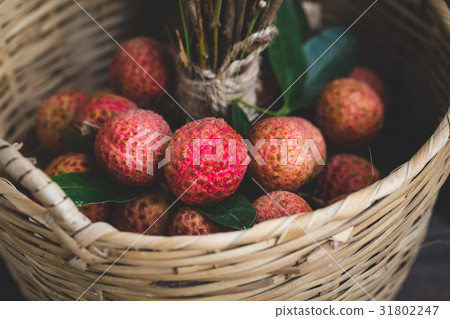 Fresh Lychees 31802247