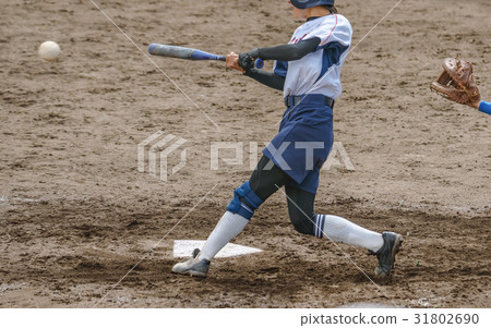 Women's softball game match scenery Women's softball game match scenery 31802690