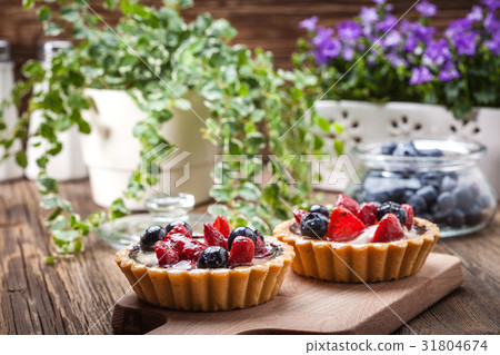 Fresh homemade fruit tart. Fresh homemade fruit tart. 31804674