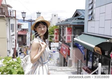 A young woman enjoying Ikaho 31810800