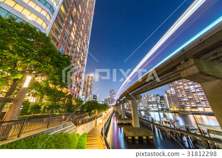 Tower apartment in the Bay Area Tower apartment in the Bay Area 31812298