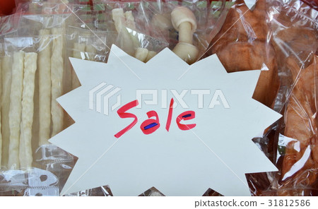 dog snack in plastic bag packing on basket  31812586