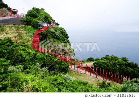 Former Nagami Inage Shrine Red Torii Overall Former Nagami Inage Shrine Red Torii Overall 31812615