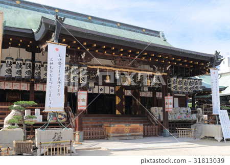 Osaka Tenmangu Shrine hall settlement 31813039