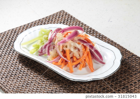 steamed chicken 31815043