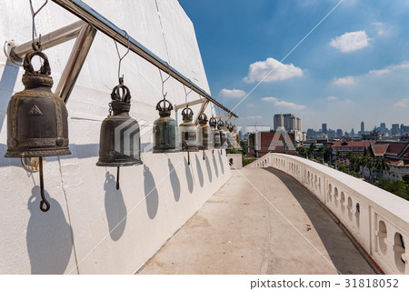 Wat Saket(金黃小山)響鈴在曼谷,泰國 Wat Saket(金黃小山)響鈴在曼谷,泰國 31818052