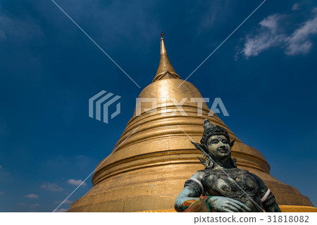 Wat Saket(金黃小山)在曼谷,泰國 Wat Saket(金黃小山)在曼谷,泰國 31818082