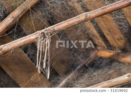 Old black smith interior 31819692