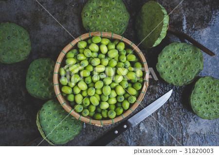 Lotus Seeds 31820003