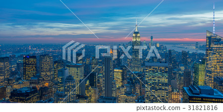 View of New York Manhattan during sunset hours 31821816