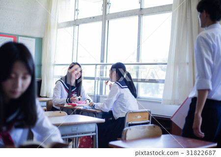 High school outlet girl lunch boxes