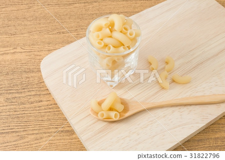 Elbow Macaroni or Gomiti Pasta in A Spoon Elbow Macaroni or Gomiti Pasta in A Spoon 31822796