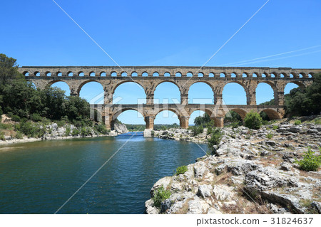 法國南部，Pon du Girl 31824637