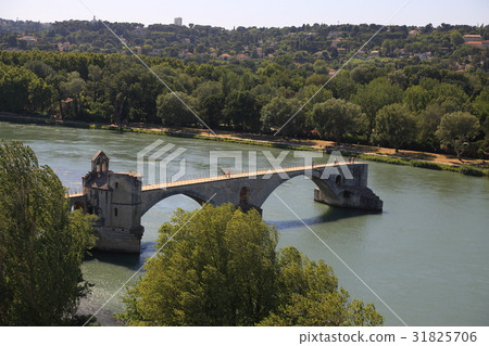 Bridge of Avignon, South France 31825706
