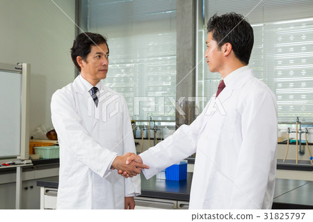 researcher  31825797