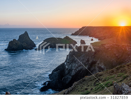 Sunset over Lizard peninsula 31827859