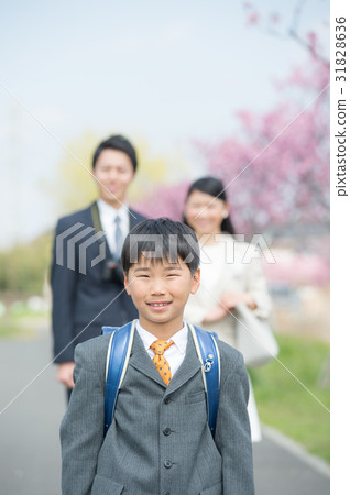 New entrance ceremony New freshman and family 31828636