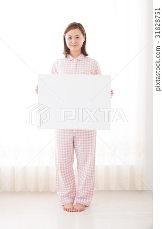 睡衣女白板 31828751