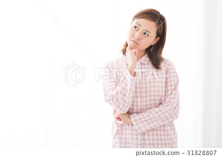 想睡衣擔心 想睡衣擔心 31828807