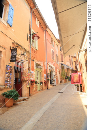 South Buddha, Lucion 31829543