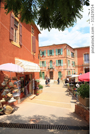 South Buddha, Lucion 31829554