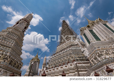 泰國曼谷的Akatsuki寺Wat Arun(正在裝修) 泰國曼谷的Akatsuki寺Wat Arun(正在裝修) 31829677
