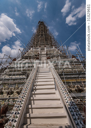 泰國曼谷的Akatsuki寺Wat Arun（正在裝修） 31829681