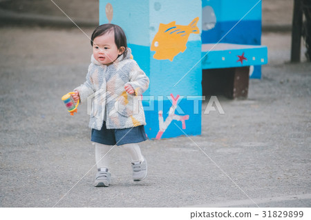 child, kid, park 31829899