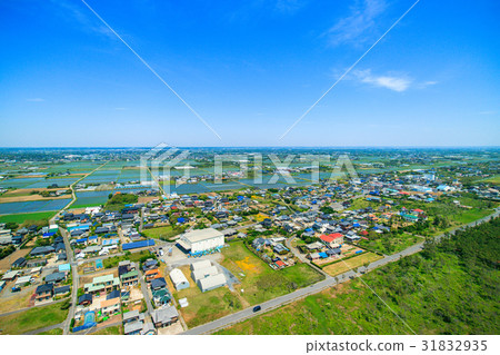 Aerial photograph of fish market near the fairy shore 31832935