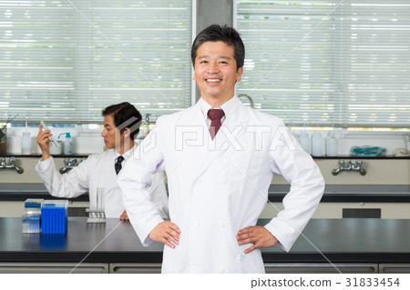 researcher  31833454