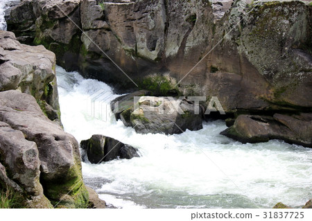 Sogaki瀑布 31837725