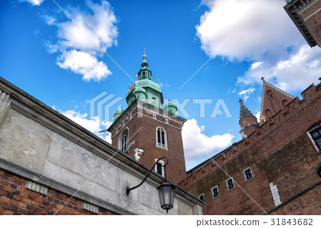 famous Wawel cathedral. Krakow, Poland famous Wawel cathedral. Krakow, Poland 31843682