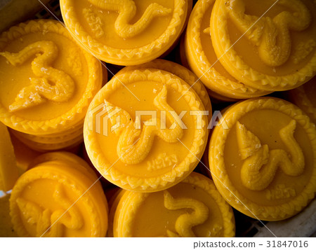 Money charity traditional Buddhist ceremony 31847016