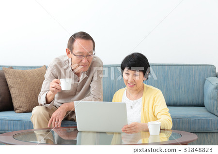 Lifestyle couple Lifestyle couple 31848823
