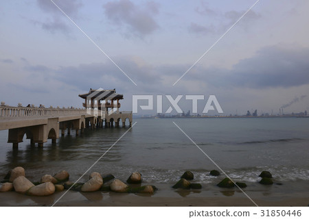 Young，Tae Young Beach，Pohang，Gyeongbuk 31850446