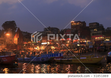 Ganges River, Varanasi, Uttar Pradesh, India 31851869
