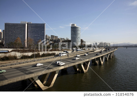 Riverside North Road, Mapo-gu, Han River, Seoul 31854076