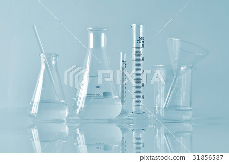 Group of scientific laboratory glassware. 31856587